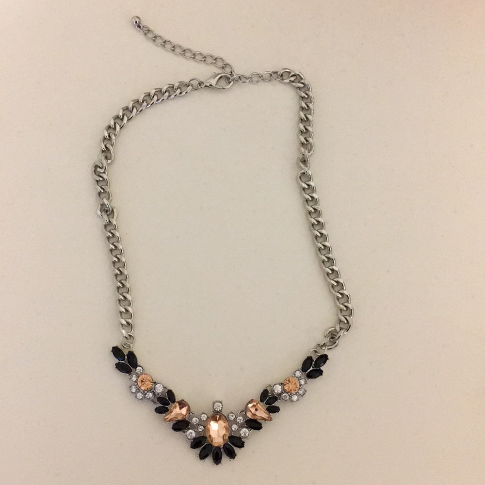 Statement necklace